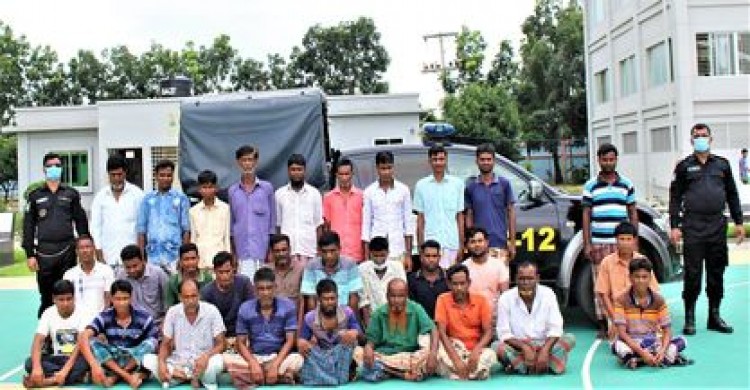 সিরাজগঞ্জে র‌্যাব-১২'র বিশেষ অভিযানে  ২৯ জন শীর্ষ জুয়ারি গ্রেফতার