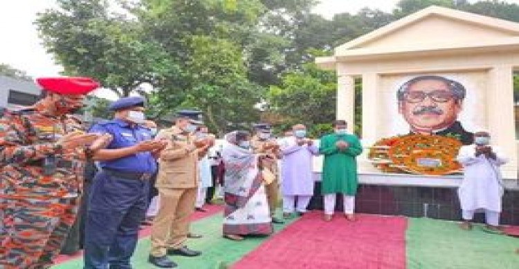 নানা আয়োজনে খানসামায় বঙ্গবন্ধুর ৪৬তম শাহাদাত বার্ষিকী পালিত