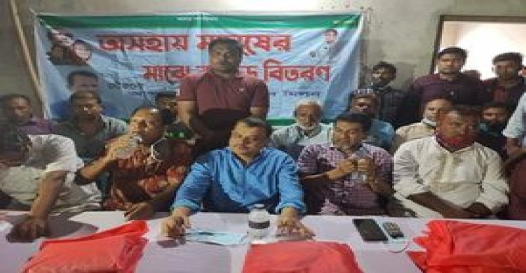 পীরগাছা উপজেলা আওয়ামী লীগের সাধারণ সম্পাদক মিলনের সুরক্ষা সামগ্রী বিতরণ অব্যাহত